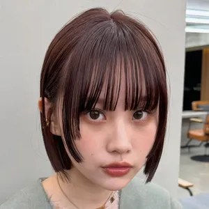 ボブ　ヘア　髪型　ヘアスタイル　大人　前髪あり