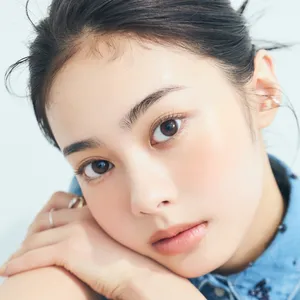 安斉星来さんが煌めく下まぶたを主役にした日差しに映える夏メイクに挑戦