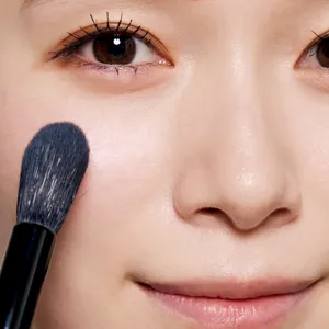 櫻坂46・守屋麗奈さんの“ナチュ盛りメイク”を全公開 PhotoGallery_1_40