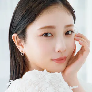 コントロールカラーは「部分使い」が主流に。アディクションの名品で“今どき補整”を極める