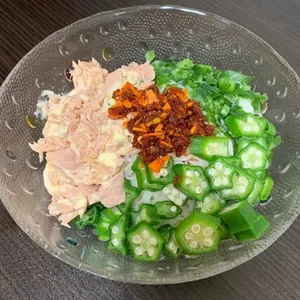 【夏バテ予防・解消におすすめの簡単レシピ】スタミナ混ぜそうめん