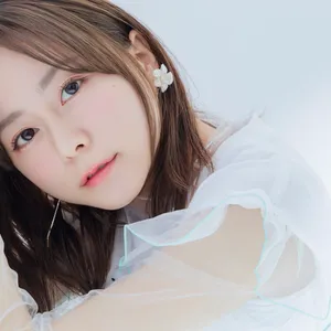 声優水瀬いのりさんオフショット①