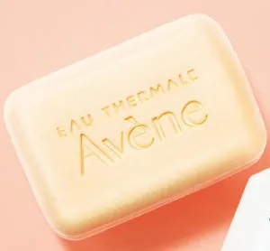 乾燥赤み 洗うケアで肌がヒリヒリ 潤い処方の洗顔料 アベンヌ リッチ ウオッシュバー