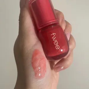 Fwee 3Dボリューミンググロス ソルベ