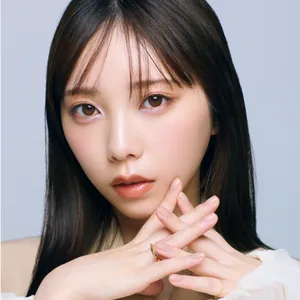 秋メイク 2025 単色アイシャドウ 元乃木坂46 与田祐希 林由香里