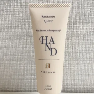 プレゼントにおすすめのハンドクリーム Her lip to BEAUTY RICH HAND CREAM - NUDE PEARL -　