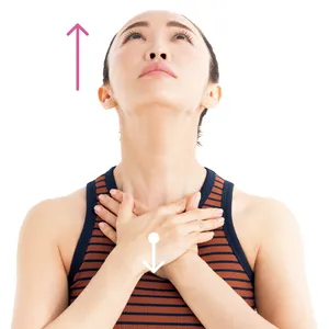 神崎 恵さんの美首&美肩メソッド PhotoGallery_1_12