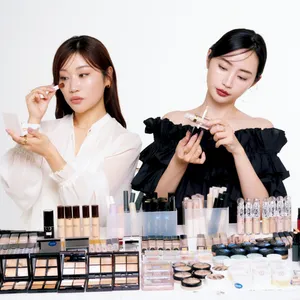 柳橋 唯さん×瀬戸麻実さん厳選！ 大人のコンシーラー実力検証 PhotoGallery_1_3