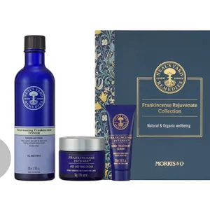 ニールズヤード　フランキンセンスリジュビネイトコレクション　クリスマスコフレ2025　