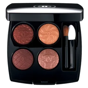 マキア　藤田ニコル 秋メイク　シャネル レ キャトル オンブル ブトン 219