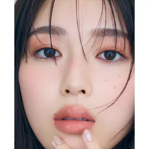 マキア 白石聖 秋メイク 2025 オレンジメイク