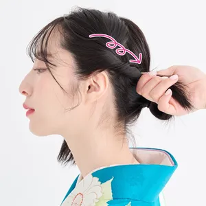 【卒業式袴ヘアアレンジ・ミディアム③】短くてもできる！ ねじりアップシニヨン　STEP２