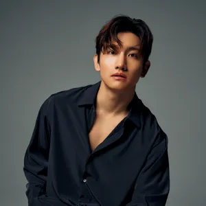 東方神起 チャンミンに10の質問。眠るときの格好は？ 日本で必ず買うものは？