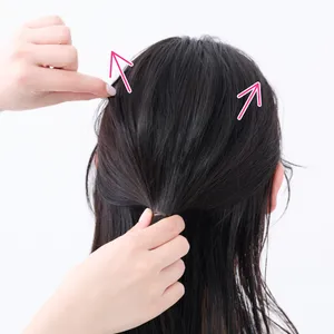 【卒業式袴ヘアアレンジ・セミロング③】S字ウェーブがモダンなハーフアップシニヨン　STEP２