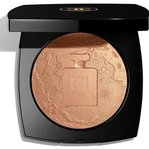 シャネル エクラ ルネール オー ローズ