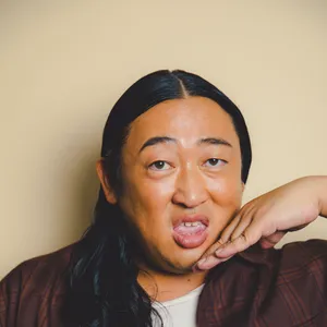 マキア　ロバート　秋山竜次　クリエイターズ・ファイル　インタビュー　ポートレート