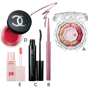 A ブルームクチュール アイズ 05 ￥6380／ジルスチュアート　ビューティ　B アイエディション （ジェルライナー） 08 ￥1320／エテュセ　C パーフェクトエクステンション forカール ￥1650／ディー・アップ　D リップ＆チーク ボーム N°1 ドゥ シャネル 5 ￥6050／シャネル　E B IDOL むっちリップ 04 ￥1540／かならぼ（3月30日発売）