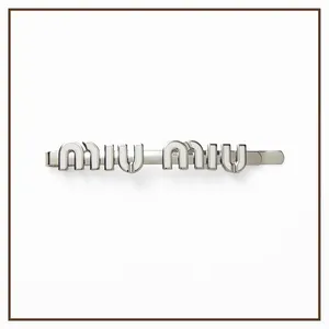 miumiu ミュウミュウ　ヘアアクセサリー　ヘア小物　ヘアクリップ　ヘアピン　バレッタ