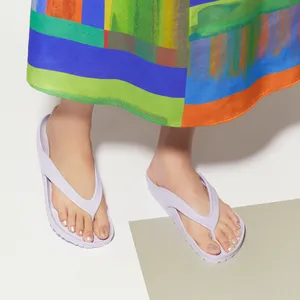 サンダルに映える【大人可愛いペディキュア】おしゃれコーデ6選 GALLERY_1_14