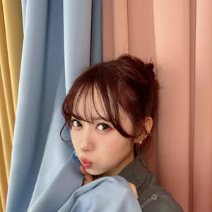 声優伊達さゆり カーテン キス顔