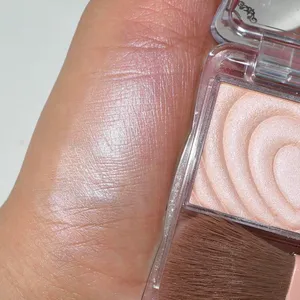 キャンメイク「パウダーチークス」 P04 クレバーベージュ  