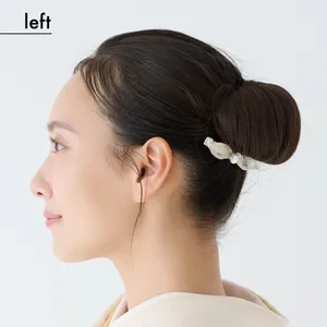 【セミロング①着物】清潔感と上品さを兼ね備えたくるりぱ仕立てのシニヨン（left）