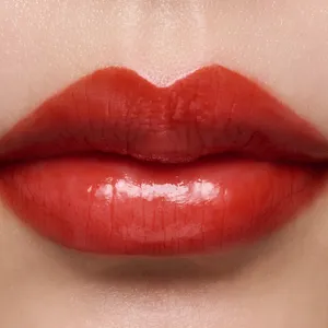 イエベ秋　シャネル　リップ ル ルージュ デュオ ウルトラ トゥニュ　176　バーニング レッド　限定 スウォッチ