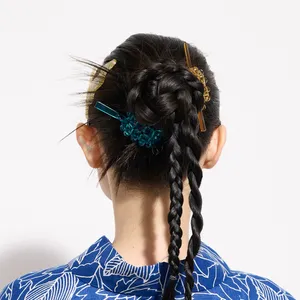 浴衣ヘアアレンジ ロング 編みおろし バック