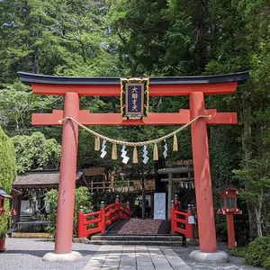 奈良県　天川大辨財天社　鳥居　開運　ご利益　パワースポット