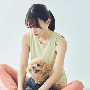 山本舞香さんがドッグマッサージに挑戦！