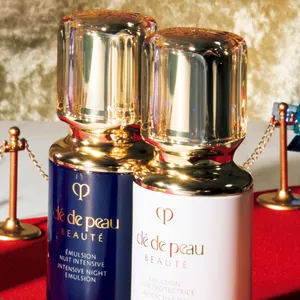 スキンケア 新作 安倍佐和子 小田ユイコ clé de peau BEAUTÉ  左・エマルションアンタンシヴ（ニュイ） 右・エマルションプロテクトゥリス（ジュール）