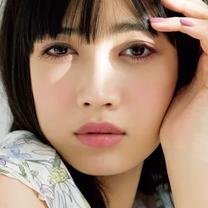 チーク　千吉良恵子　メイク　透明感