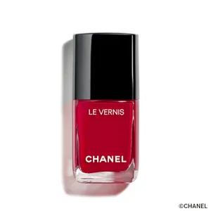 サンダルに映える【大人可愛いペディキュア】おしゃれコーデ6選 GALLERY_1_12